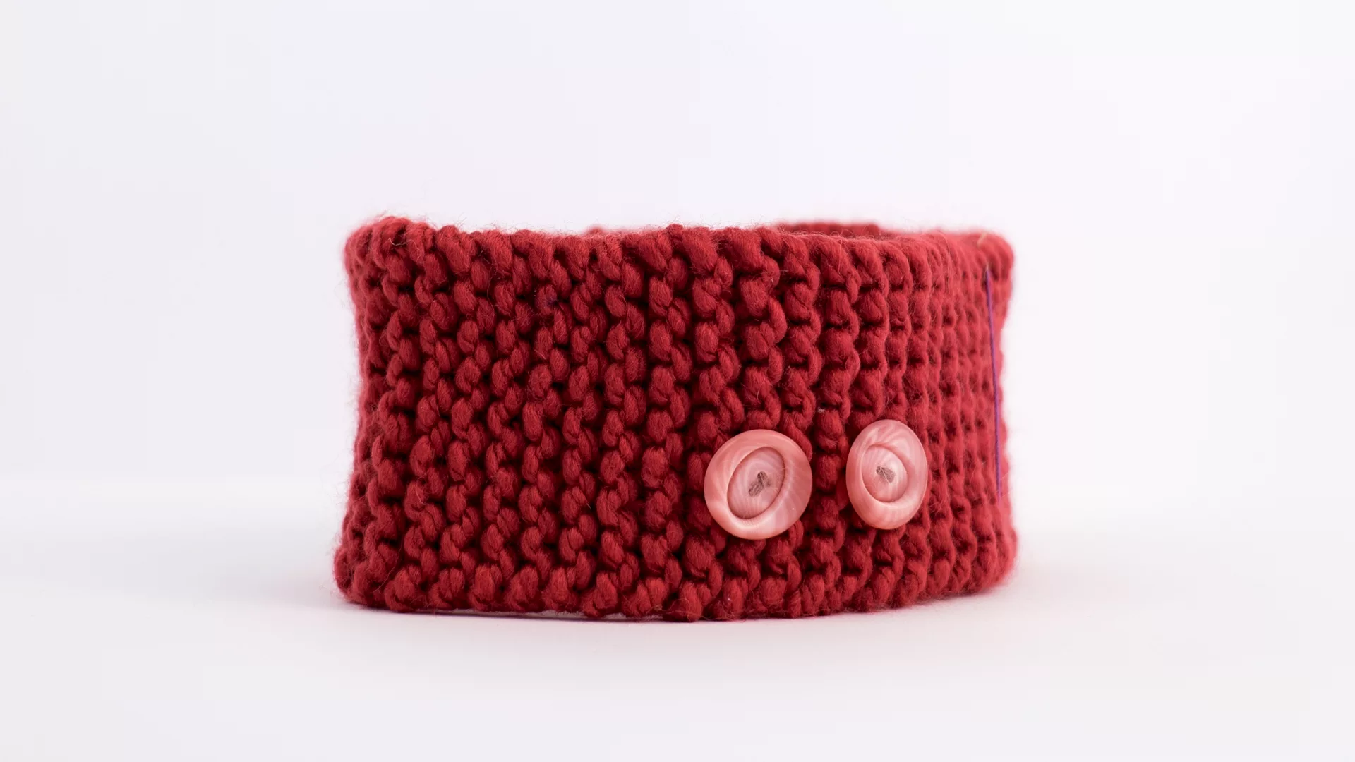 Cache cou rouge foncé